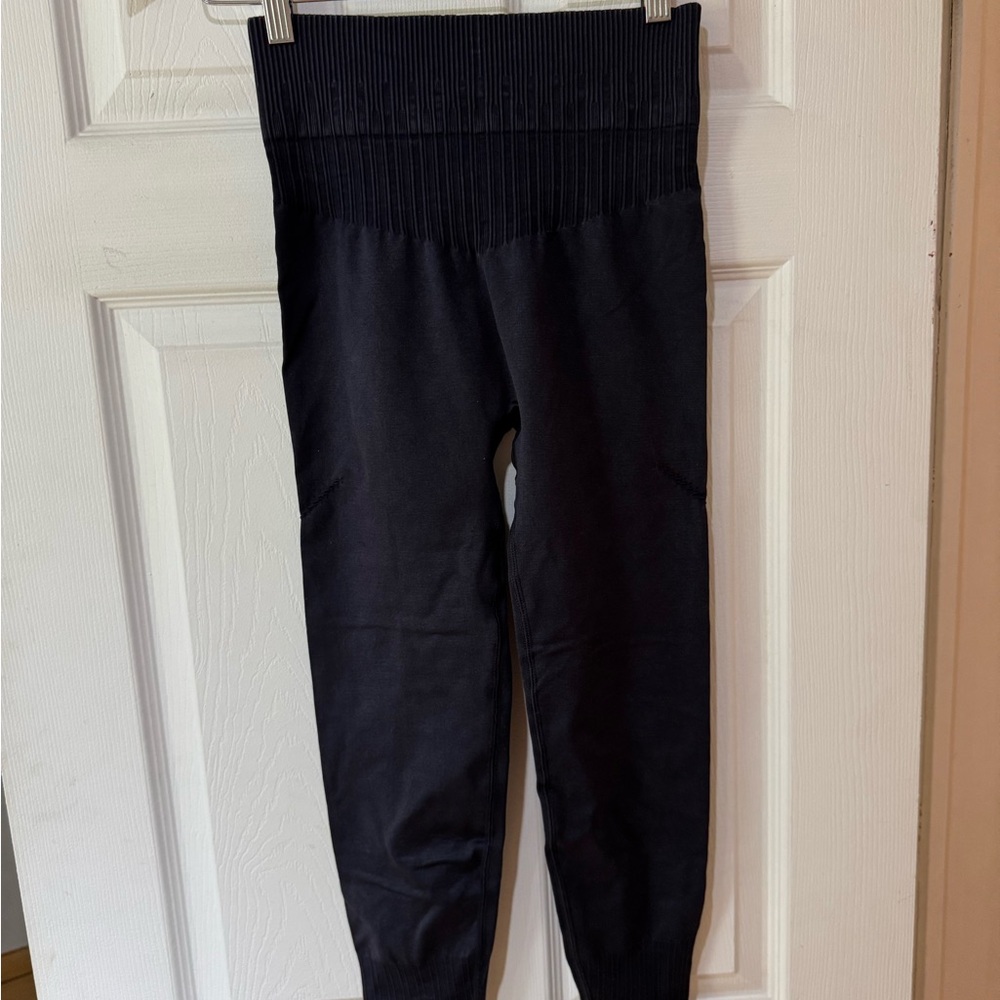 JoyLab Black Leggings Sleek Tapered Design